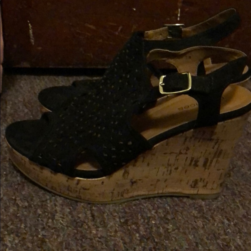 Wedges - Picture 2 of 3